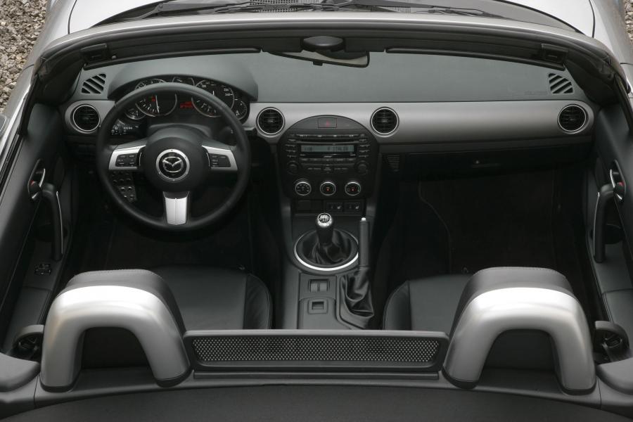  Mazda MX-5 2009 года  (фото 50 из 61)